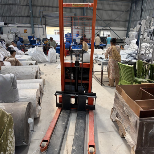 Hydraulic Battery Operated Stacker